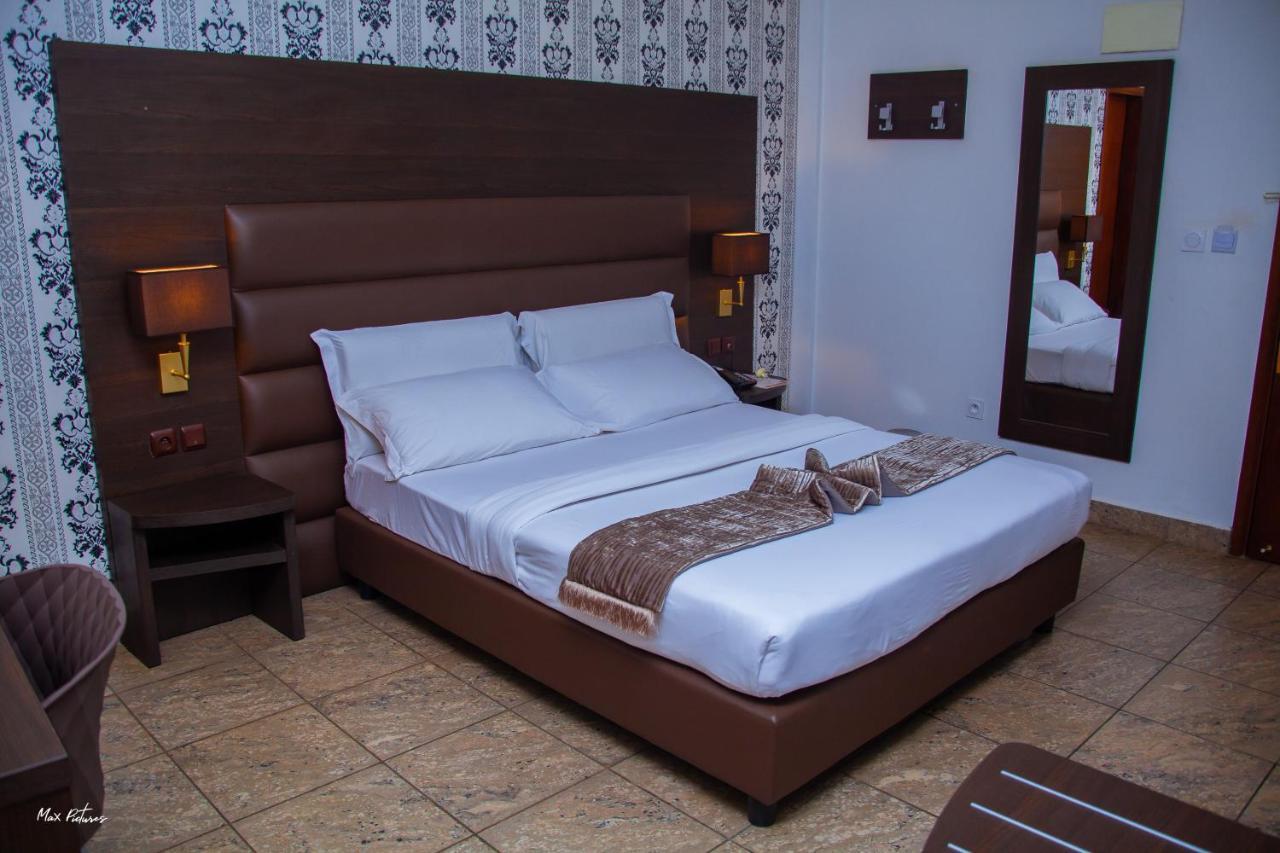New Heaven Hotel ياوندي المظهر الخارجي الصورة