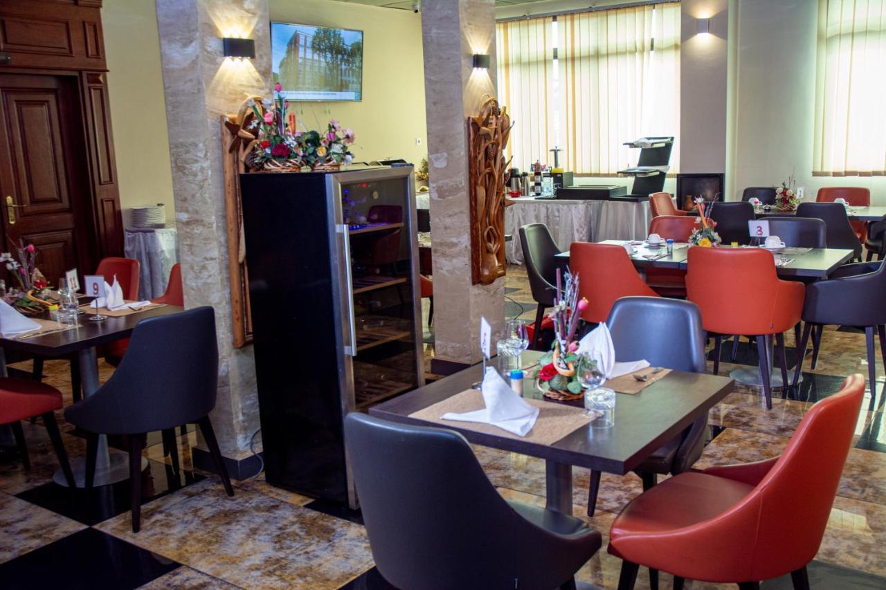 New Heaven Hotel ياوندي المظهر الخارجي الصورة