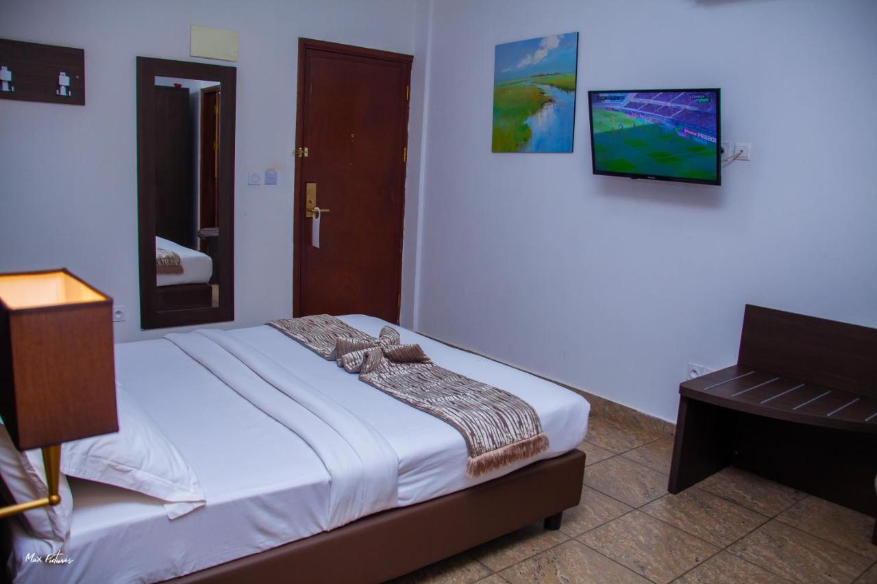 New Heaven Hotel ياوندي المظهر الخارجي الصورة